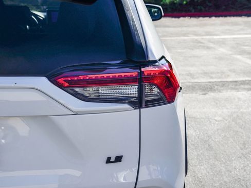 Certified 2023 Toyota RAV4 LE image 8