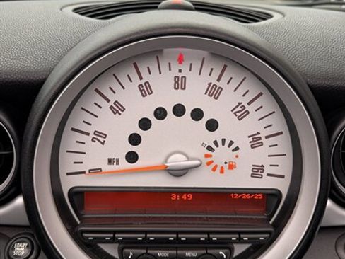 Used 2013 MINI Cooper Convertible image 42