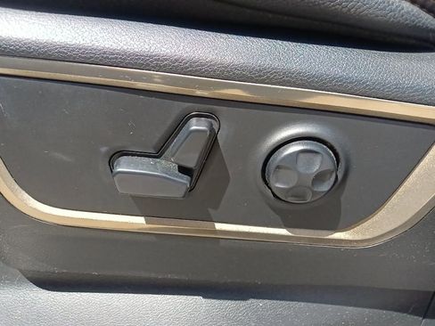 Used 2020 RAM 1500 Limited AWD/4WD image 16