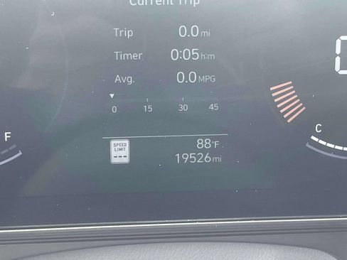 Used 2024 Hyundai Kona SEL AWD/4WD image 27