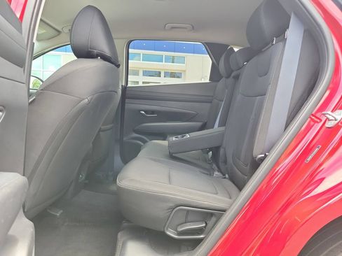 Used 2025 Hyundai Tucson SEL AWD/4WD image 11