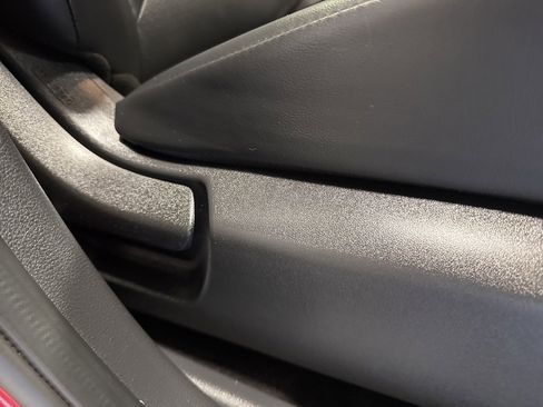 Used 2021 Nissan Rogue SV w/ Premium Package image 32