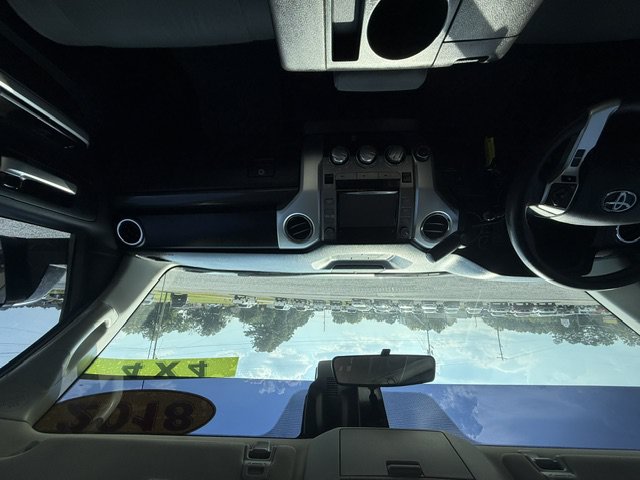 Used 2018 Toyota Tundra SR5 AWD/4WD image 13