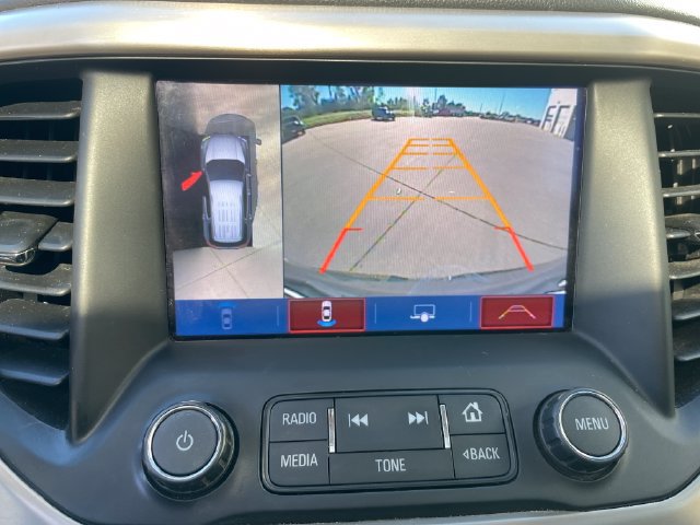 Used 2017 GMC Acadia Denali w/ Technology Package FWD image 21