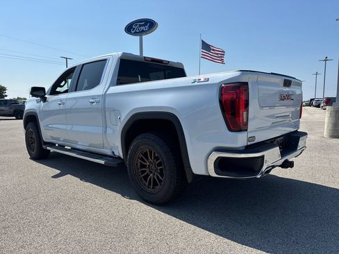 Used 2026 GMC Sierra 1500 SLT w/ SLT Premium Plus Package AWD/4WD image 4