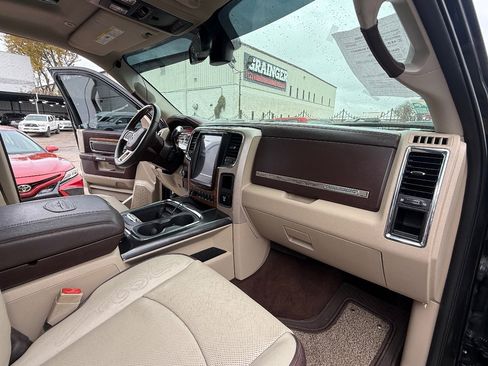 Used 2018 RAM 3500 Laramie Longhorn w/ Longhorn Southfork Package image 19