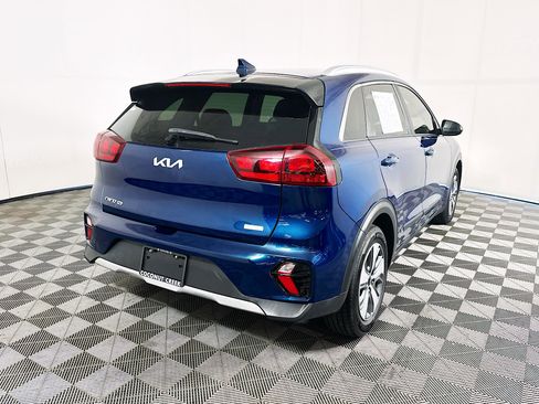 Used 2022 Kia Niro LX FWD image 3