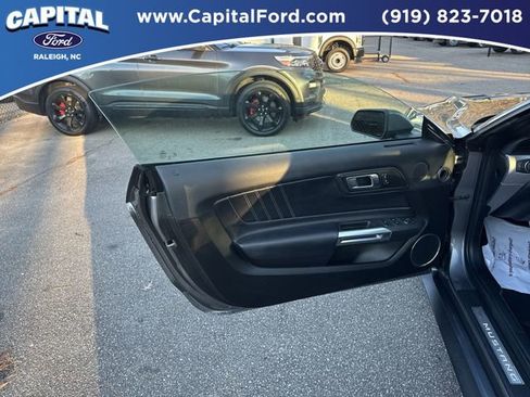 Used 2021 Ford Mustang Premium image 17
