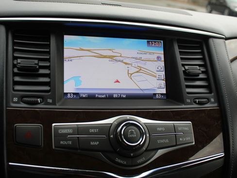 Used 2017 INFINITI QX80 4WD w/ Driver Assistance Package image 31