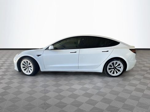 Used 2021 Tesla Model 3 Standard Range Plus RWD image 4