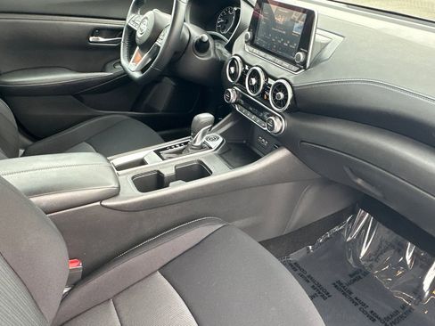 Used 2021 Nissan Sentra SV image 15