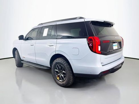 Used 2025 Ford Expedition Tremor image 7