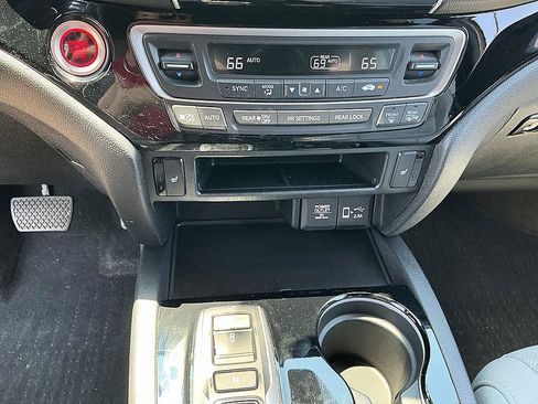 Used 2021 Honda Passport Touring image 18