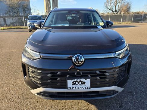 New 2026 Volkswagen Tiguan S image 9