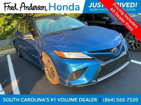 Used 2020 Toyota Camry XSE FWD image 1