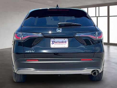 Used 2024 Honda HR-V Sport image 5
