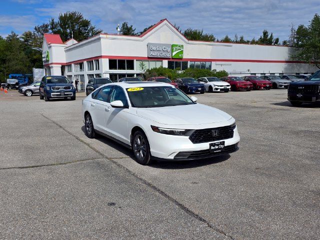 Used 2024 Honda Accord EX image 30