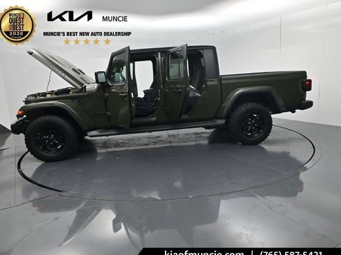 Used 2021 Jeep Gladiator Sport AWD/4WD image 59