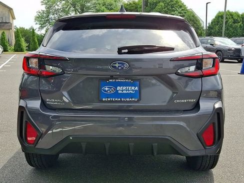 Used 2024 Subaru Crosstrek 2.0i AWD/4WD image 5