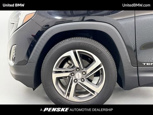 Used 2018 GMC Terrain SLT w/ Infotainment Package II image 2