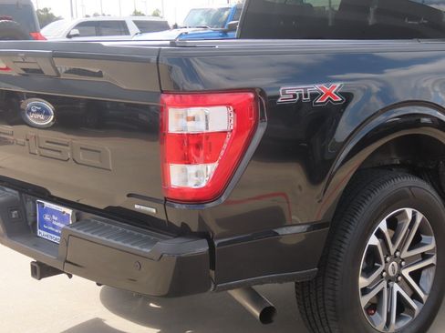 Certified 2021 Ford F150 XL w/ STX Appearance Package RWD image 10