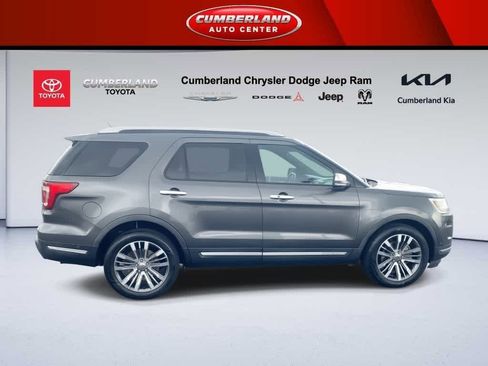 Used 2019 Ford Explorer Platinum image 8