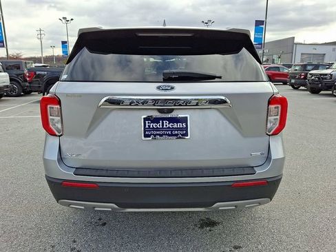 Certified 2020 Ford Explorer XLT w/ Equipment Group 202A image 10