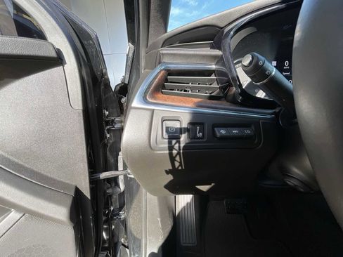 Certified 2020 Cadillac XT5 Premium Luxury image 17