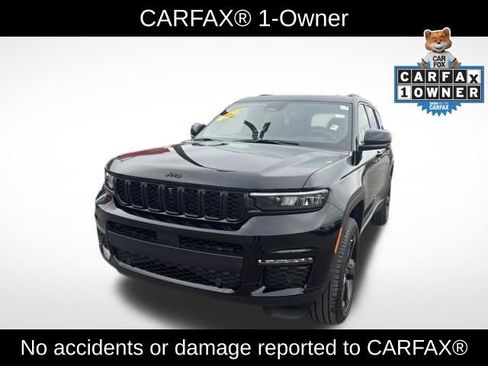 Used 2025 Jeep Grand Cherokee L Limited w/ Luxury Tech Group II image 2