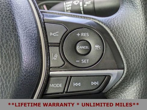 Used 2022 Toyota Camry LE image 25