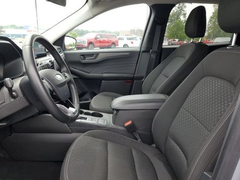 Used 2024 Ford Escape Active AWD/4WD image 9