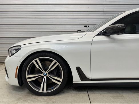 Used 2016 BMW 750i xDrive image 4