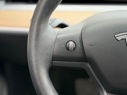 Used 2022 Tesla Model 3 Long Range image 40