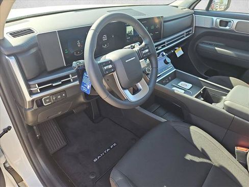 Used 2026 Hyundai Santa Fe SE FWD image 3