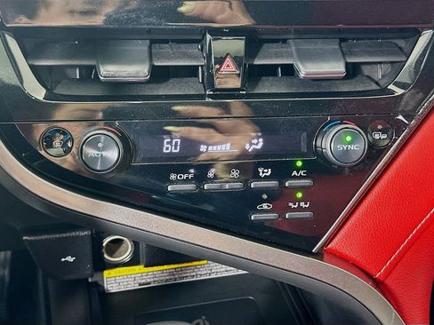 Used 2021 Toyota Camry XSE w/ Cold Weather Package image 15