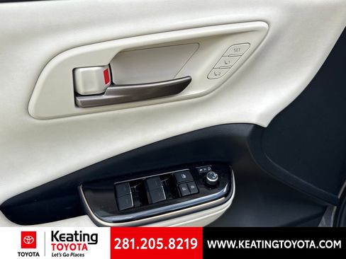 Certified 2024 Toyota Crown w/ Advanced Technology Package AWD/4WD image 12
