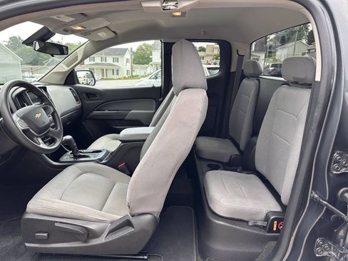 Used 2016 Chevrolet Colorado W/T w/ WT Convenience Package AWD/4WD image 3
