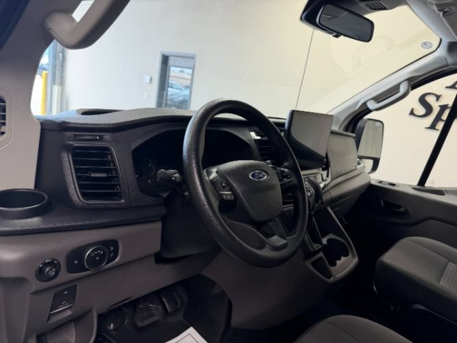Used 2024 Ford Transit 350 XLT RWD image 14