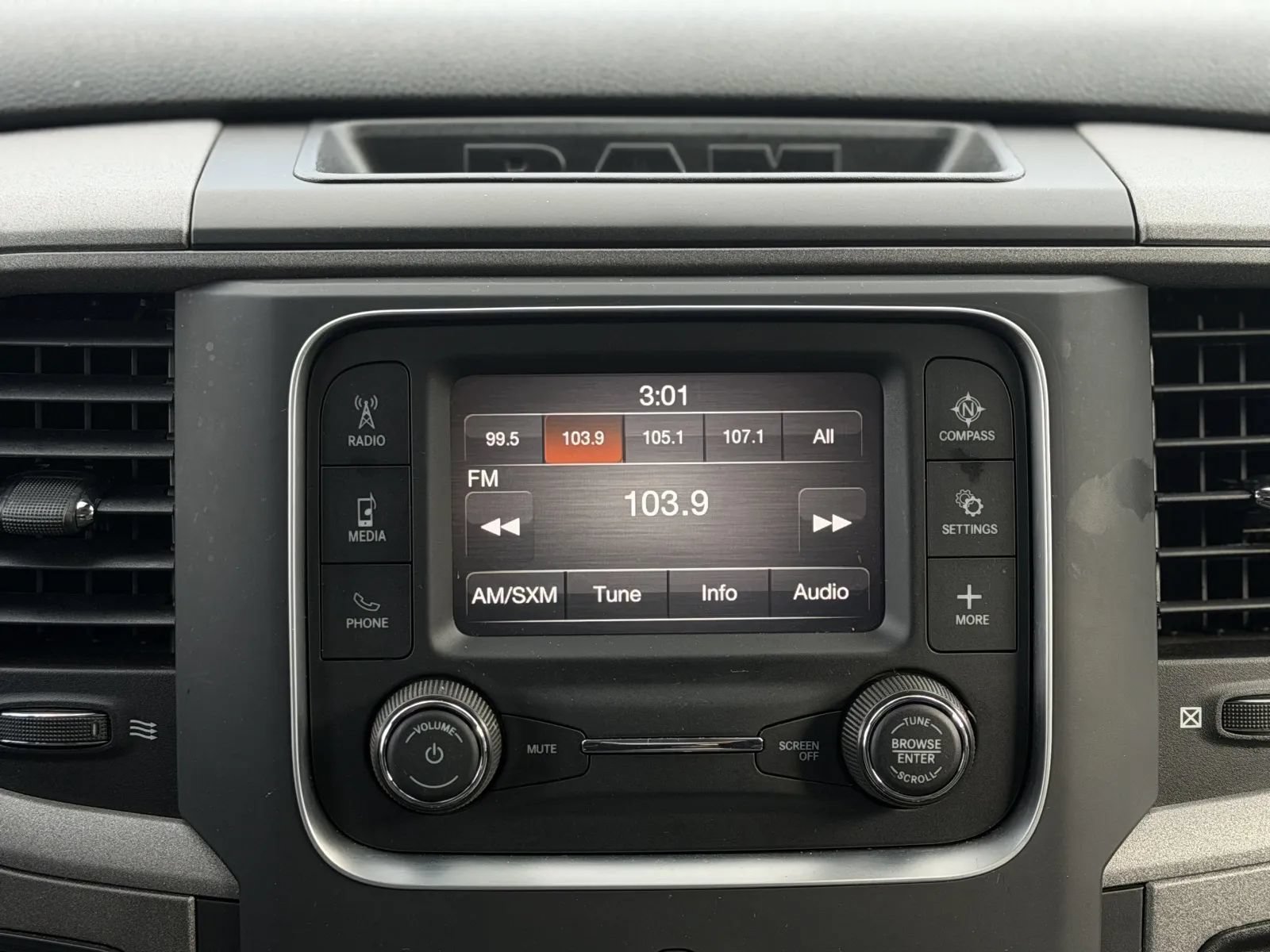 Used 2023 RAM 1500 Tradesman w/ Popular Equipment Group AWD/4WD image 27