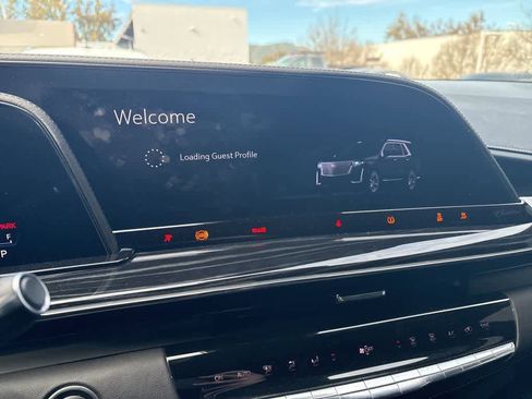 Used 2023 Cadillac Escalade ESV Sport w/ LPO, ONYX Package image 15