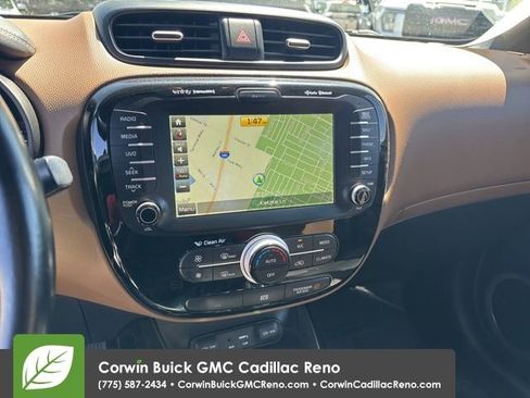 Used 2016 Kia Soul + w/ Audio Package image 19