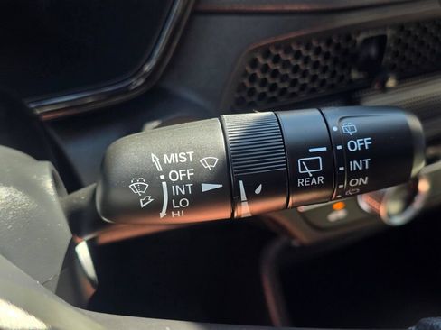 Certified 2025 Honda CR-V EX image 30