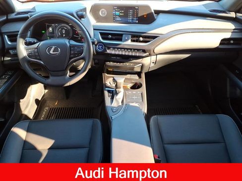 Used 2022 Lexus UX 250h w/ Premium Package AWD/4WD image 8
