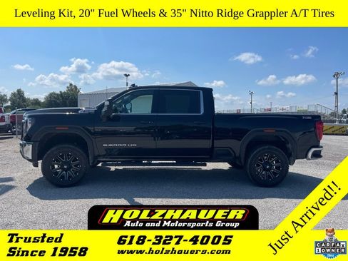 Used 2025 GMC Sierra 2500 SLE w/ SLE Value Package; AWD/4WD image 1