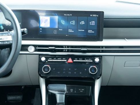 Used 2025 Hyundai Tucson SEL FWD image 33