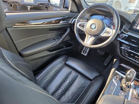 Used 2023 BMW M550i xDrive M550i xDrive w/ Executive Package image 28
