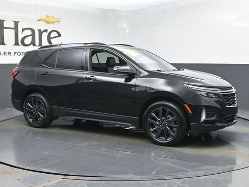 Used 2023 Chevrolet Equinox RS w/ RS Leather Package image 6