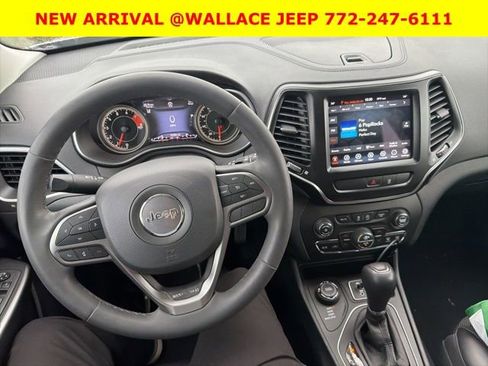 Used 2022 Jeep Cherokee Latitude Lux AWD/4WD image 4