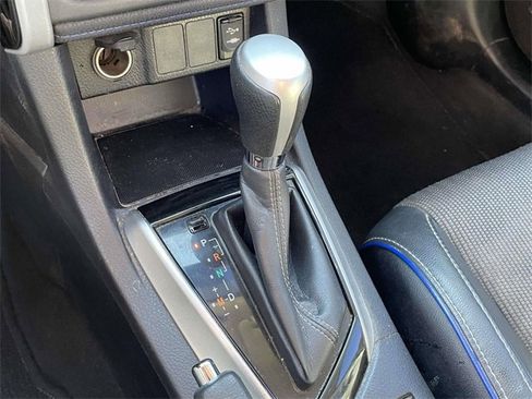 Used 2017 Toyota Corolla SE image 30