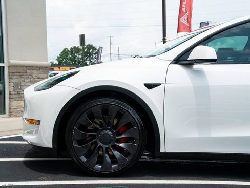 Used 2022 Tesla Model Y Performance AWD/4WD image 20